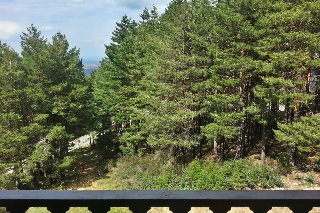 El Ultimo Rincon, Duplex Con Piscina Climatizada Leilighet La Pinilla  Eksteriør bilde